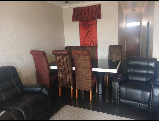 2 BEDROOM APARTMENT FOR SALE IN WEST TURFFONTEIN